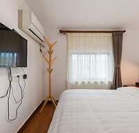 Floral Hotel Dianhu Holiday Shanghai