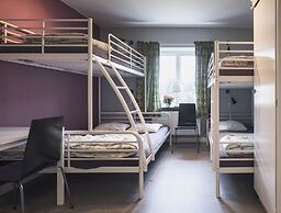 Partille Vandrarhem Bed & Breakfast - Hostel