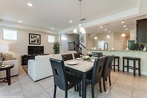 Elegant and Spacious 4BD Home Near Disney and Minutes From Florida's t