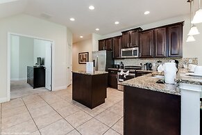 Elegant and Spacious 4BD Home Near Disney and Minutes From Florida's t