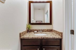 Elegant and Spacious 4BD Home Near Disney and Minutes From Florida's t