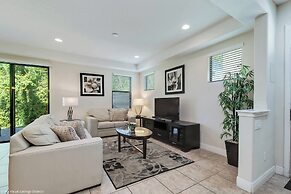 Elegant and Spacious 4BD Home Near Disney and Minutes From Florida's t