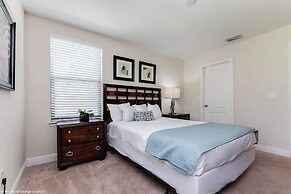 Elegant and Spacious 4BD Home Near Disney and Minutes From Florida's t