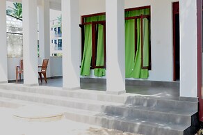 Moragalla Beach Home Guesthouse (Newly opened hotel)
