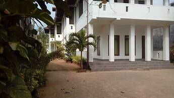 Moragalla Beach Home Guesthouse (Newly opened hotel)