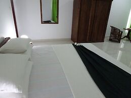 Moragalla Beach Home Guesthouse (Newly opened hotel)