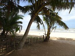 Moragalla Beach Home Guesthouse (Newly opened hotel)