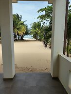 Moragalla Beach Home Guesthouse (Newly opened hotel)