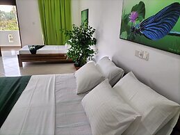 Moragalla Beach Home Guesthouse (Newly opened hotel)