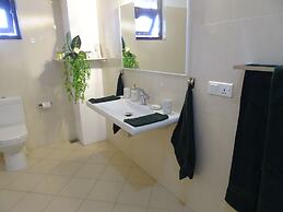 Moragalla Beach Home Guesthouse (Newly opened hotel)