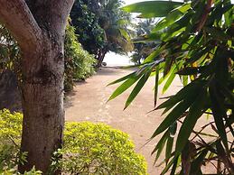 Moragalla Beach Home Guesthouse (Newly opened hotel)