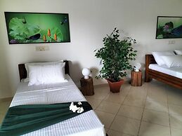 Moragalla Beach Home Guesthouse (Newly opened hotel)