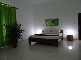 Moragalla Beach Home Guesthouse (Newly opened hotel)