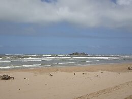Moragalla Beach Home Guesthouse (Newly opened hotel)