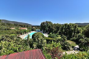 Eden Park Hotel