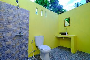 OYO 2039 Cici's Bungalow