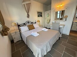 Kohylia Beach Guest House