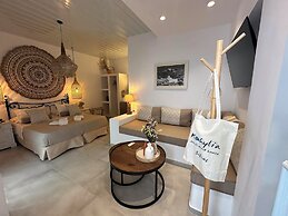 Kohylia Beach Guest House