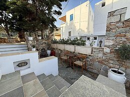 Kohylia Beach Guest House