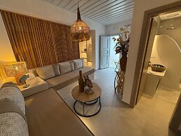 Kohylia Beach Guest House