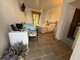 Kohylia Beach Guest House