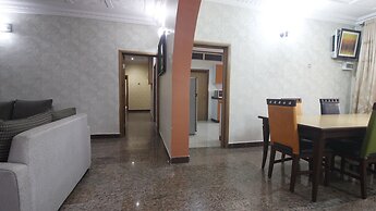 Aliz Ambruz Hotel