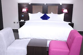 Aliz Ambruz Hotel