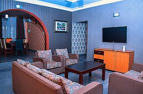 Aliz Ambruz Hotel