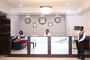 Aliz Ambruz Hotel