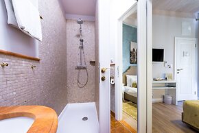 Dominus Little Palace