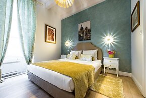 Dominus Little Palace