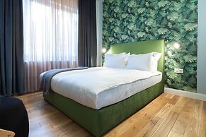 The Embassy Bar & Suites