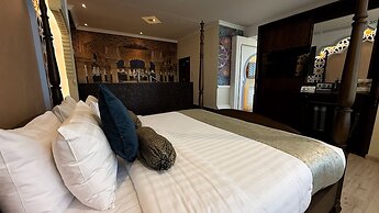 Holiday Villa Hail Hotel