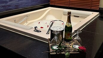 Holiday Villa Hail Hotel