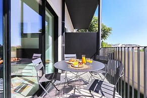 Avenida Premium by Homing