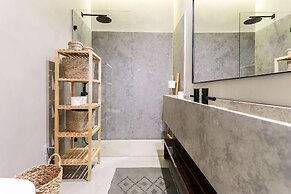 Avenida Premium by Homing