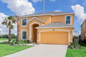 Fantastic Villa With Themed Rooms! Enjoy This Golf Community, Close to