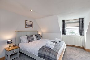 The Steadings - by StayDunfermline