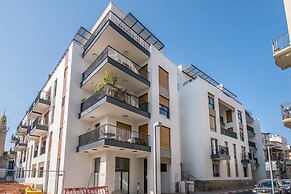 Stylish New 2BR Jaffa Near Setai Hotel