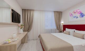 Gold inn by ACADEMIA