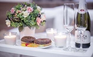 Gold inn by ACADEMIA