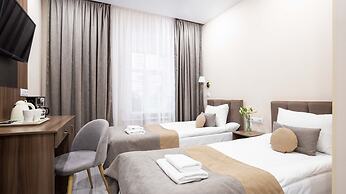 Gold inn by ACADEMIA