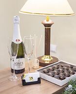 Gold inn by ACADEMIA