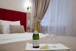 Gold inn by ACADEMIA