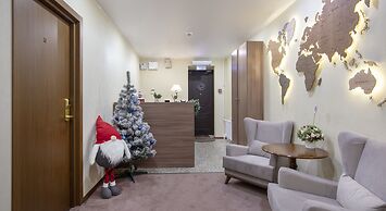 Gold inn by ACADEMIA