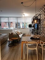 Montañeses 2888 Flat