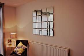 Solace Apartment Milton Keynes