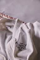 The Harbor Front Inn