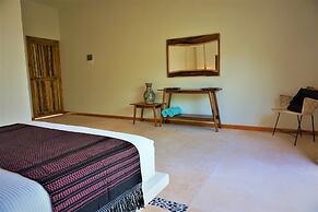 La Puerta Azul Beachfront - Adults Only