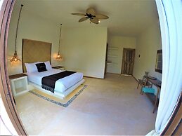 La Puerta Azul Beachfront - Adults Only